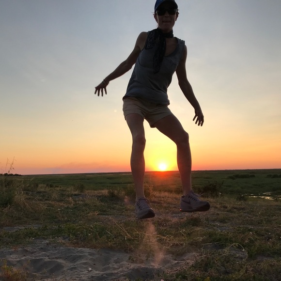 Meet your Posher, Amanda - Picture 2 of 4